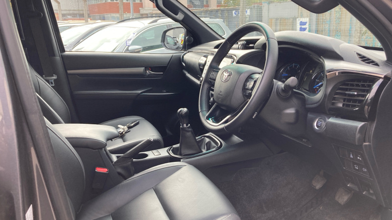 Toyota Hilux Diesel Invincible X D/Cab Pick Up 2.4 D-4D